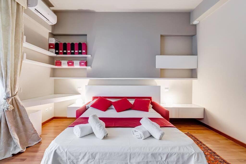 Exclusive Apartment In Eur Lake Roma Exterior foto