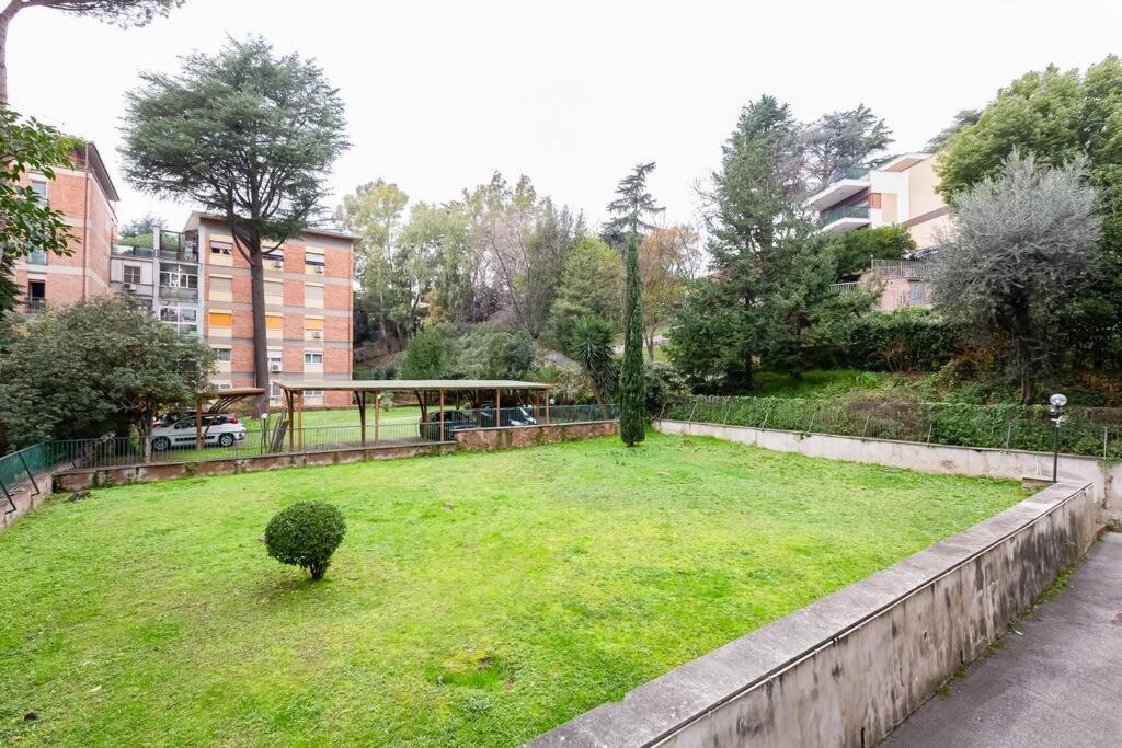 Exclusive Apartment In Eur Lake Roma Exterior foto