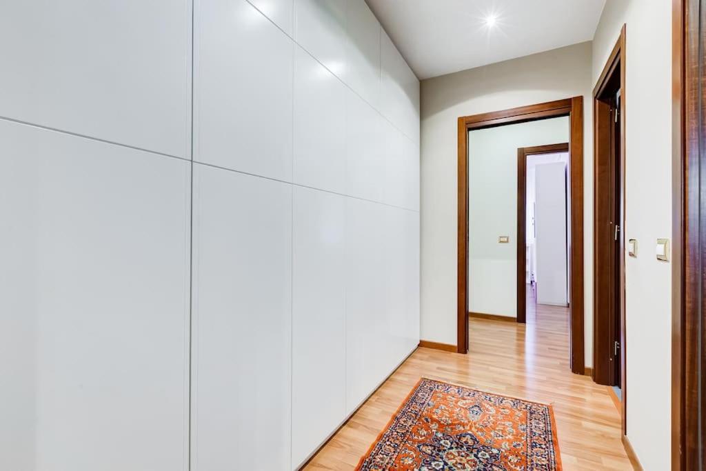 Exclusive Apartment In Eur Lake Roma Exterior foto