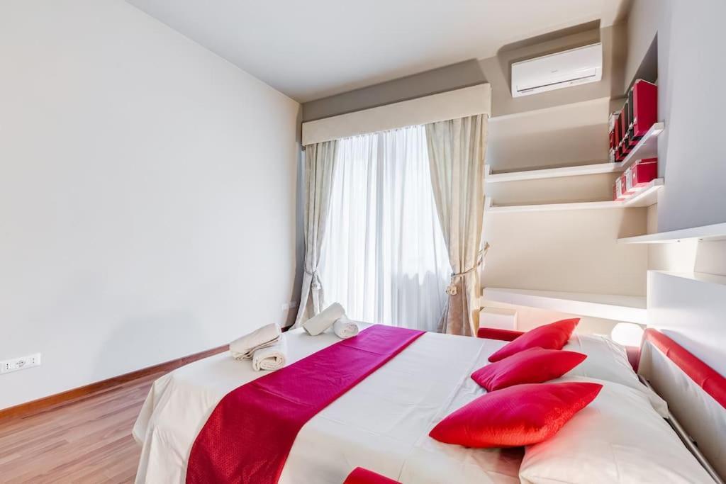 Exclusive Apartment In Eur Lake Roma Exterior foto